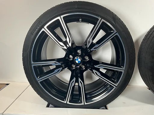 DEMO 22’’ BMW X5 X6 G05 G06 VELGEN ZOMERBANDEN ORIG SET TPMS 742M