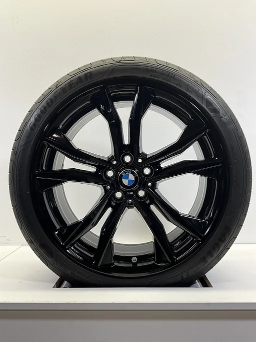 NIEUW 19’’BMW X1 F48 X2 F39 VELGEN ZOMERBANDEN ORIG TPMS STYLE 715M BLACK