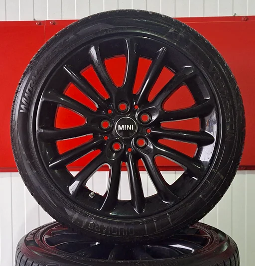 winterset Mini Cooper Clubman velg zwart 17 inch winterband