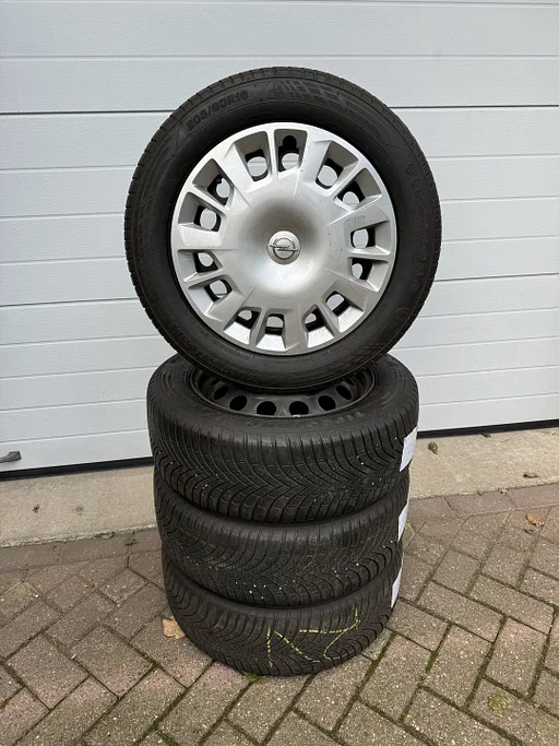 All-season wielen / All-season banden 205/60/16 Opel Combo