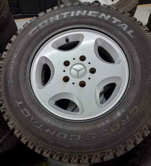 Mercedes-Benz G-klasse Wielenset A4634010302 265/70 R16 W463 Adv60
