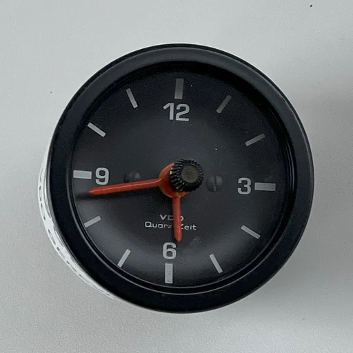 Mercedes-Benz W460 W461 Klok VDO Gereviseerd A0008270870 G-klasse
