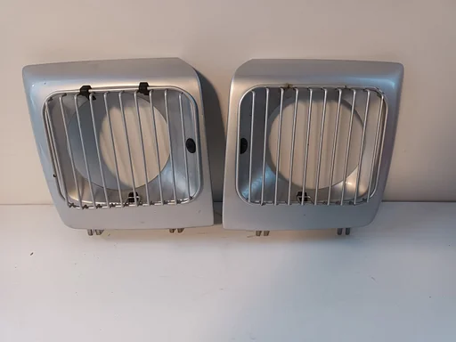 Mercedes-Benz Koplampcovers Set A4638840831 A4638840031 zilver met rooster G-klasse