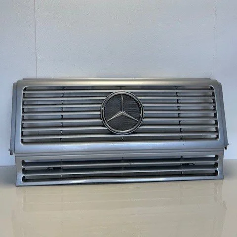 Mercedes-Benz Grill in diverse kleuren W463 A4638880615 A4638880015 G-Klasse