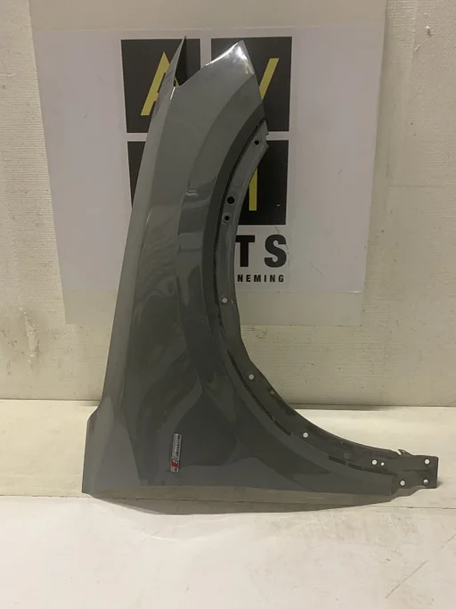 Audi Q2 SQ2 81A voorscherm spatbord rechts 16-