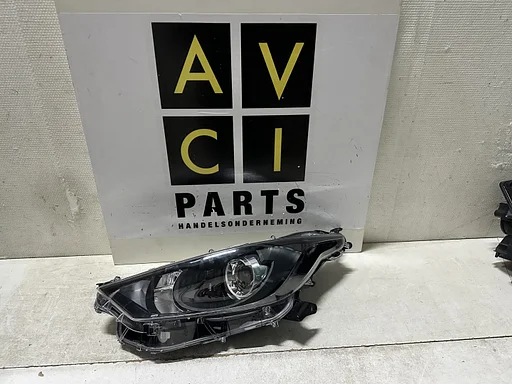 Koplamp Toyota Yaris IV HYBIRD P21 led links Origineel
