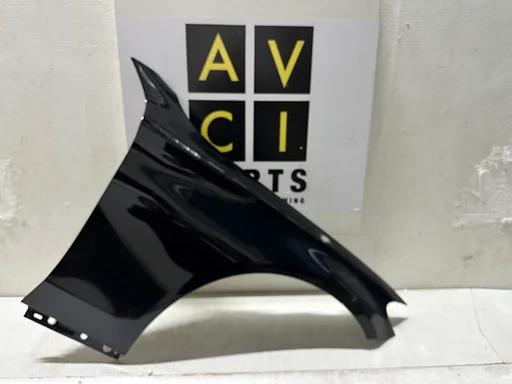 Mercedes C klasse W205 voorscherm spatbord rechts