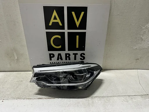 Koplamp Bmw 5 serie G30 G31 Adaptive Led 8499121 links