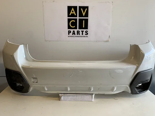 Subaru Crosstrek XV 57704FL250 bumper Achterbumper 17-
