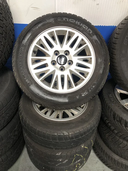 Set NOKIAN sportvelg + banden 195/65R15 ALL WEATHER