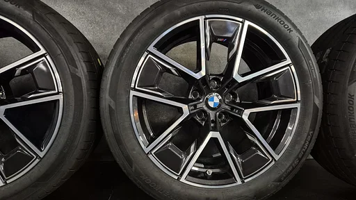 18 inch BMW 4 Serie I4 G26 Zomerbanden RFT 858M NIEUW