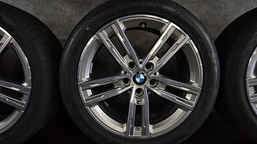 NIEUW 17 inch BMW 1 serie F40 F44 550M Zomerbanden