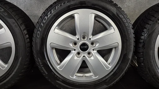16 inch Mini Cooper Clubman F54 F55 F56 F57 Winterbanden