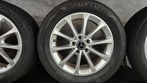17 inch Mercedes Vito V klasse W447 Winterbanden W639 225 55