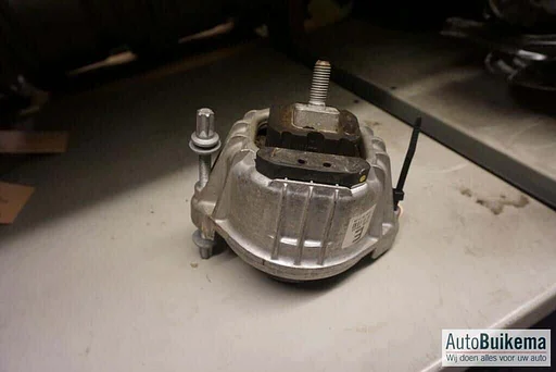 Origineel BMW 1-Serie E82 E81 E87 E88 linker motorsteun