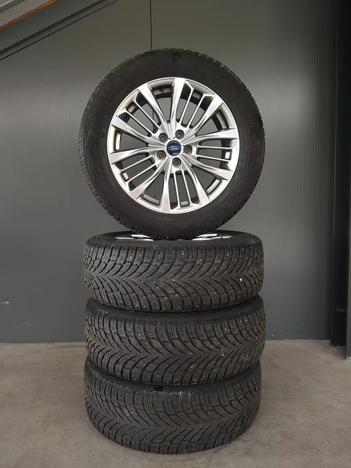 Complete set Nokian tyres WR SUV4 225/60R18 104V XL