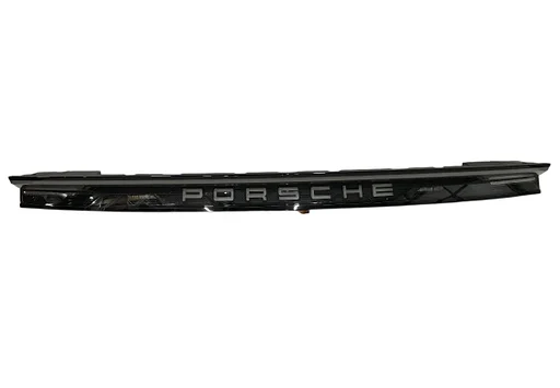 Porsche Taycan achterlicht midden