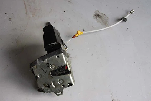 Slotlblok links achter BMW 5-serie E39 touring