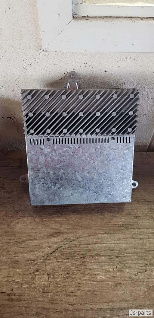 Hifi versterker BMW 3-serie E36