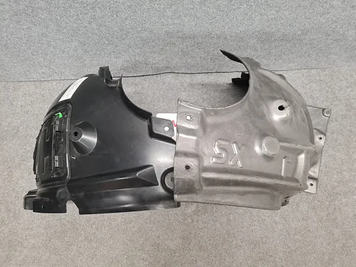 BMW F20 F21 LCI MODDERKUIP WIELKAST LINKS VOOR ORIGINEEL