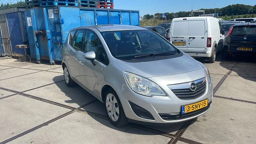 Opel Meriva  opel meriva  versnellingsbak (defect) maakt geluid