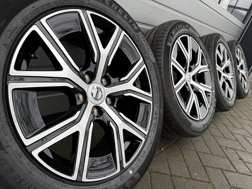 17 inch Volvo S40 S60 V40 V60 Hybrid cross country velgen