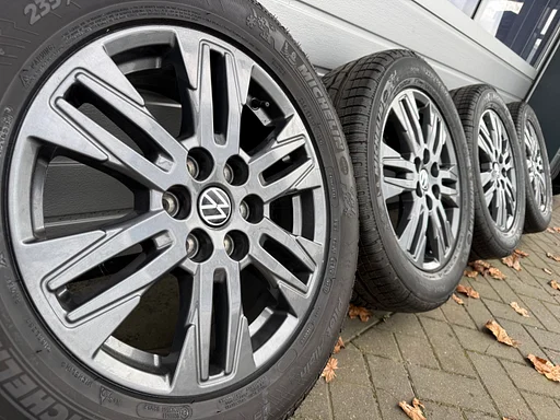 17“ Volkswagen T7 E-Transporter Multivan velgen winterbanden