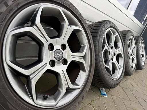 orig. 17 inch Ford Fiesta B479 Fusion B Max velgen banden