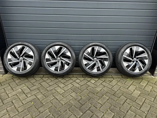19" VW ID.7 ID7 HUDSON 235 55 255 50 All Season BTW OEM