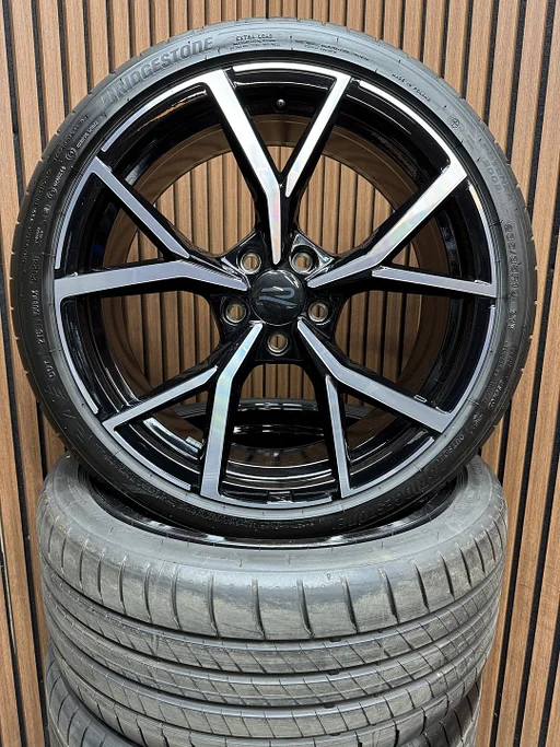 19" Vw Golf GTI R GTE RLine ESTORIL queenstown 235 35 OEM