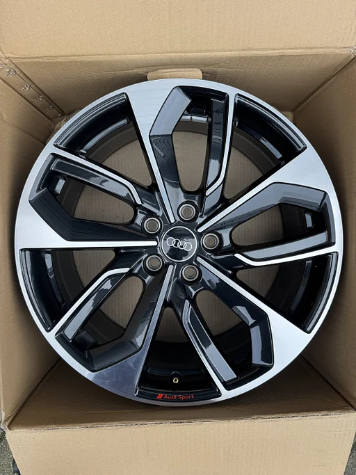 1x 19" Audi A3 S3 RS3 8Y EDGE 8Y0601025S 8Y0601025CS OEM