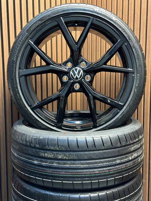 ❗️19“ Vw Golf 8 R GTI GTD GTD RLine ESTORIL BLACK NIEUW OEM