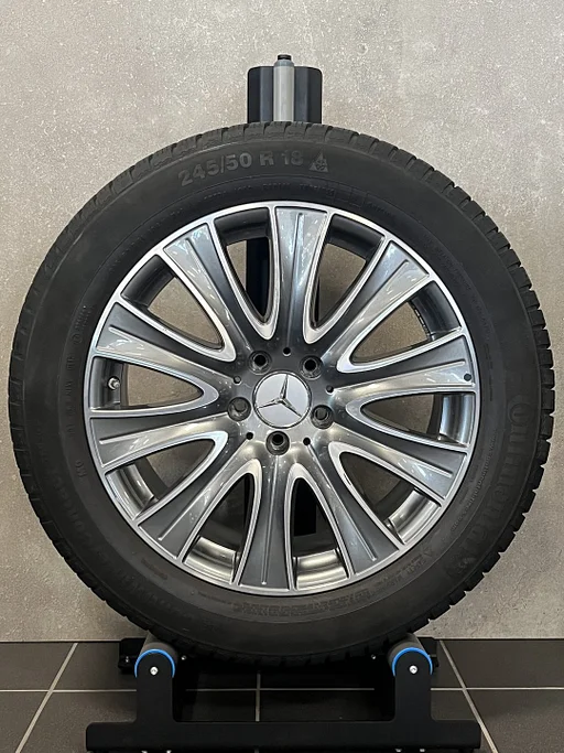 Mercedes Benz S-Klasse 18 inch lichtmetalen velgen met winterbanden