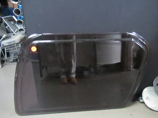 Te koop raam nr.240 71x105cm