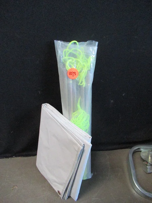 windscherm met tentstokken nr. 1073