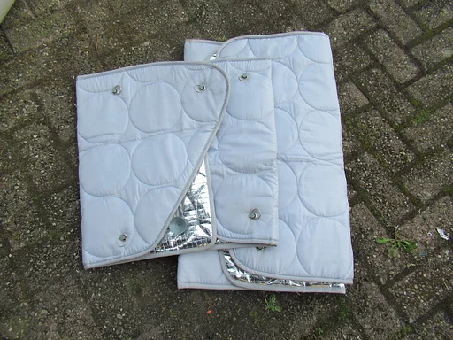 zonwering voor camper , voorruit 162x71cm, zijraam 77x52cm nr. 1573