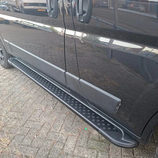 Treeplanken Opel Movano 2022 - 2024