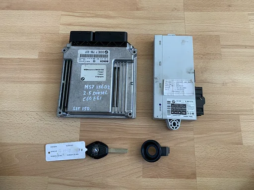contactslot + computer BMW 5 serie E60 E61 2.5 DSL M57256D2