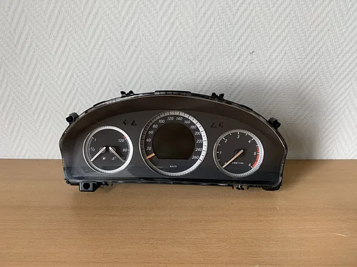 tellerklok mercedes C-klasse W204 A2045403048 2007 tot 2015