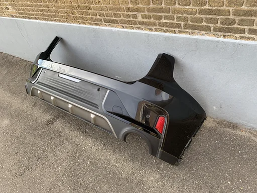 achterbumper lynk en co 01 2017+ zwart bumper 8889410231