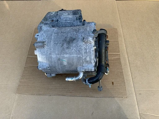 lynk&co 01 aandrijfeenheid hybride / dynamo 2021 tot 2024