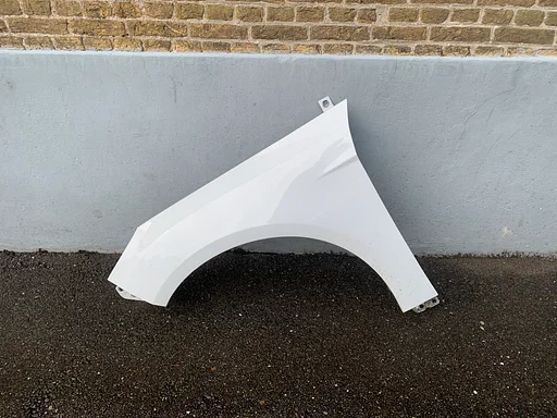 zijscherm links ford focus III 2010 tot 2014 wit spatbord