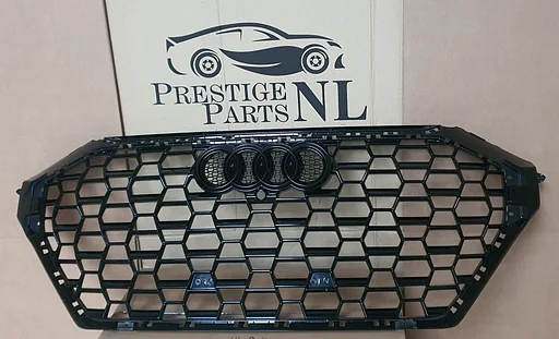 AUDI Q3 F3 83A RSQ3 GRILLE VOORZIJDE HOOGLANS ZWART MOOI