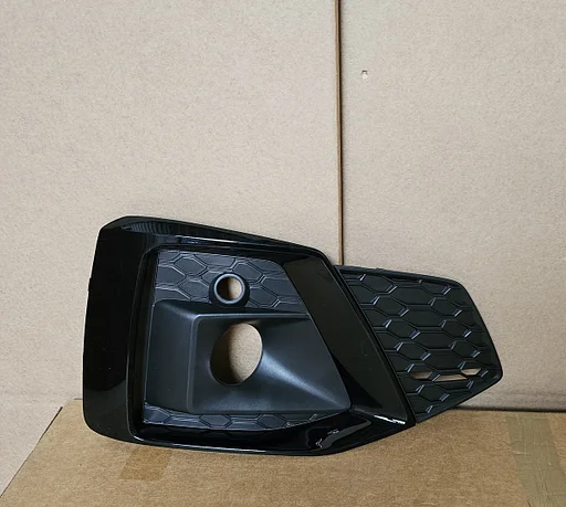 Rooster Audi A5 B9 F5 8W Facelift S-line S5 Rechts 8W6807682T