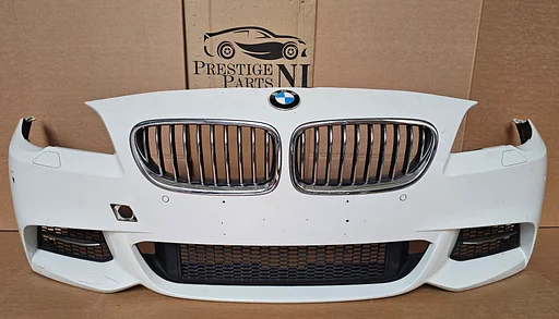 Voorbumper BMW 5 Serie F10 F11 M Pakket M550i Bumper Origineel