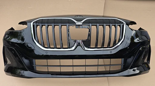 BMW ACTIVE TOURER U06 VOORBUMPER 6xPDC 51118737313 2021-