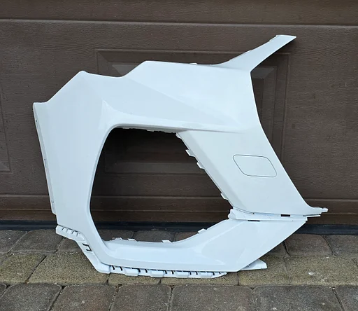 Voorbumper Hoek AUDI Q3 83A F3 S-Line 83A807438D RECHTS LY9L