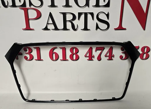 Grill Rand Audi Q3 ZWART FACELIFT 8U0 8U0853651 bj.2014-2018