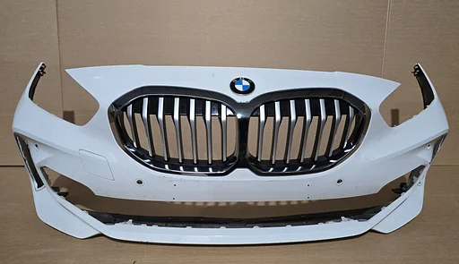 Voorbumper BMW 1 Serie F40 M Pakket 6xPDC 51118070928 Bumper