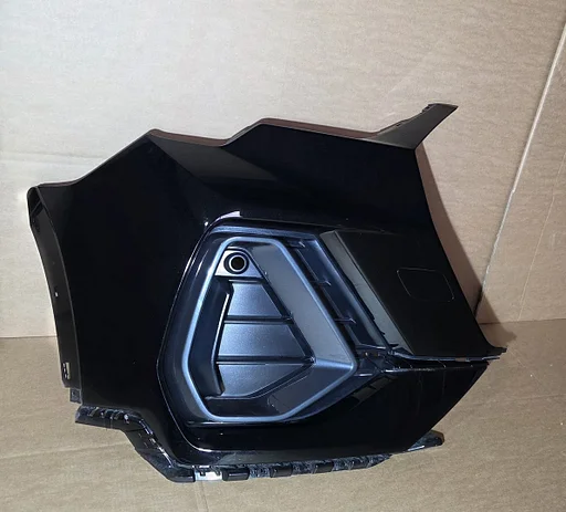 Voorbumper Hoek AUDI Q3 83A F3 S-Line 83A807438D Rechts  Y9T